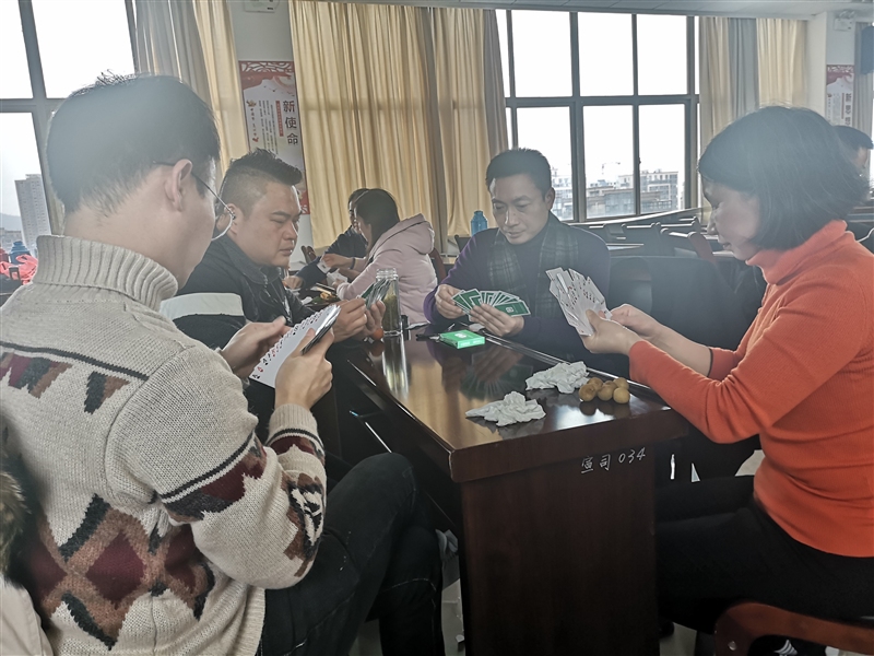 ���F(tu��n)��˾����(hu��)�e�kԪ���Ċʻ��(d��ng)(�D2)